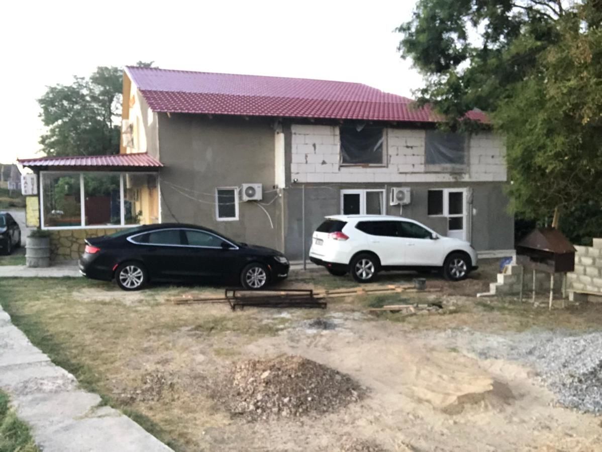 Отель Hotel in Reni Comfort Рени-21
